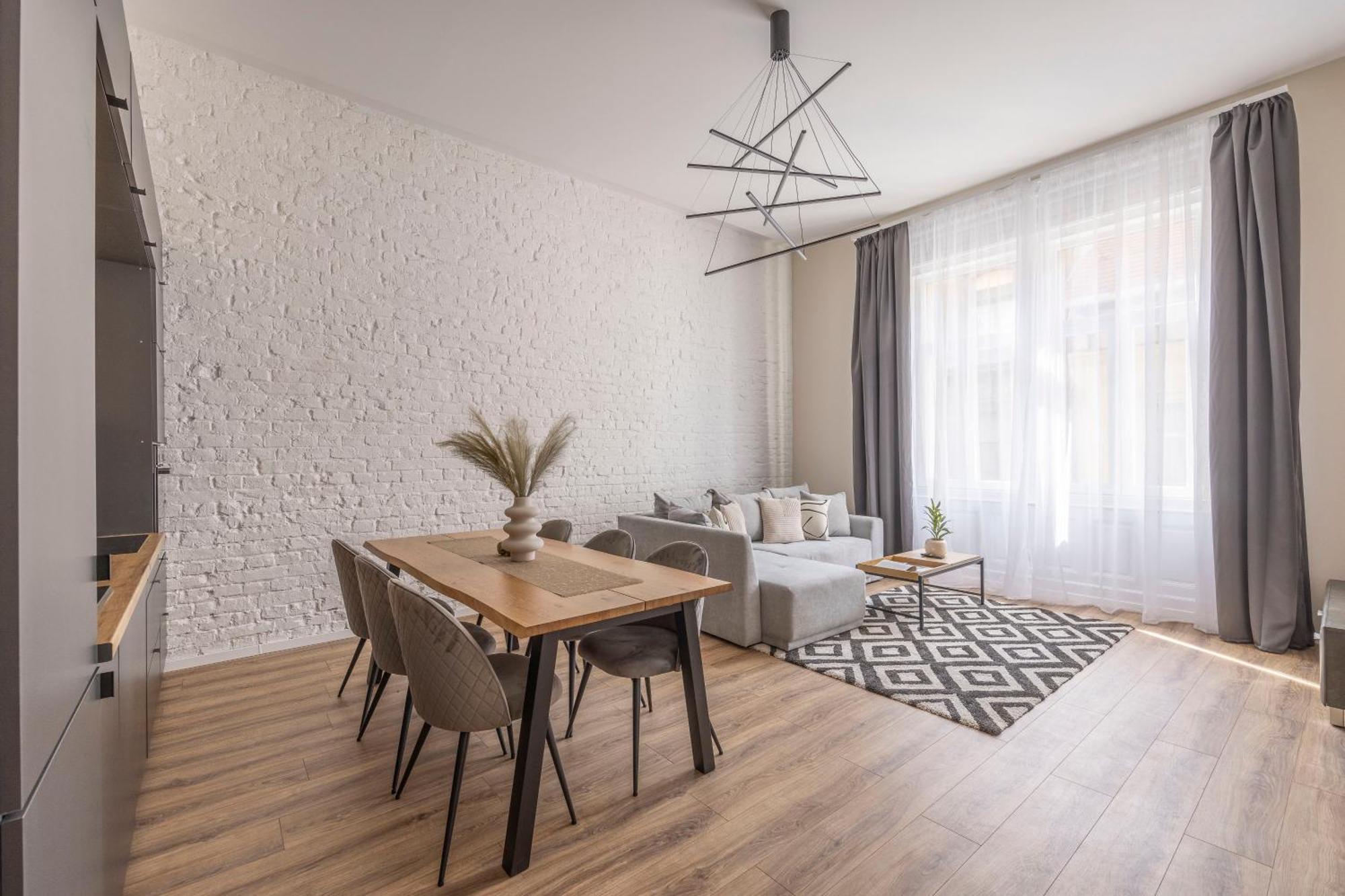 Exclusive Stylish Suite By Prestige Homes Next To The Oktogon Budapest Luaran gambar